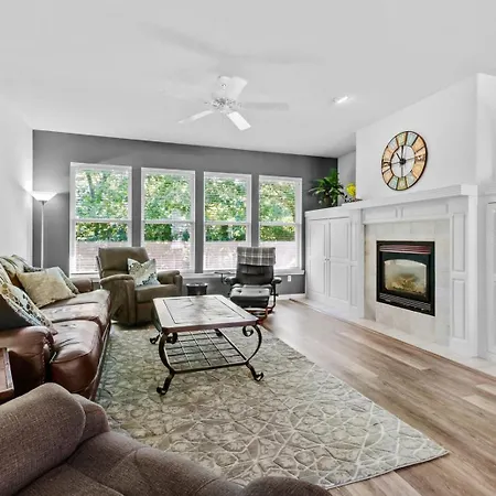 Relaxing Bv Home Near Golfing, Hiking, & Lakes Bella Vista Exterior foto