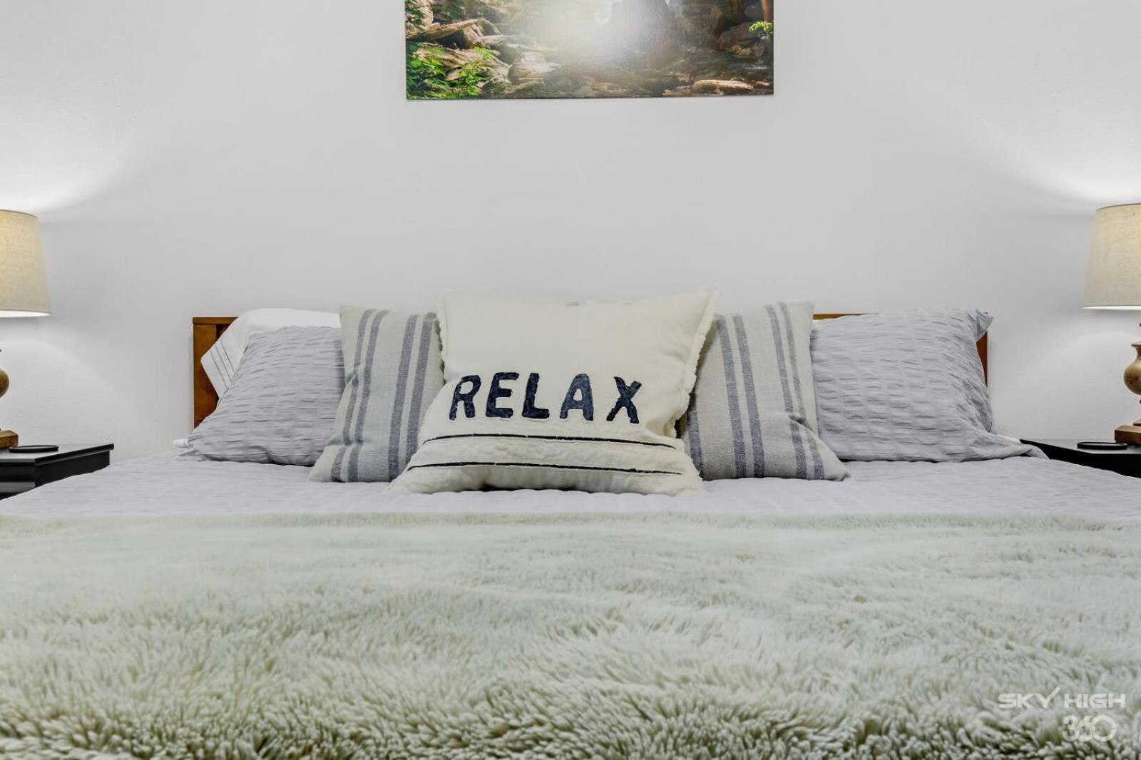 Relaxing Bv Near Golfing, Hiking, & Lakes Ferienhaus *